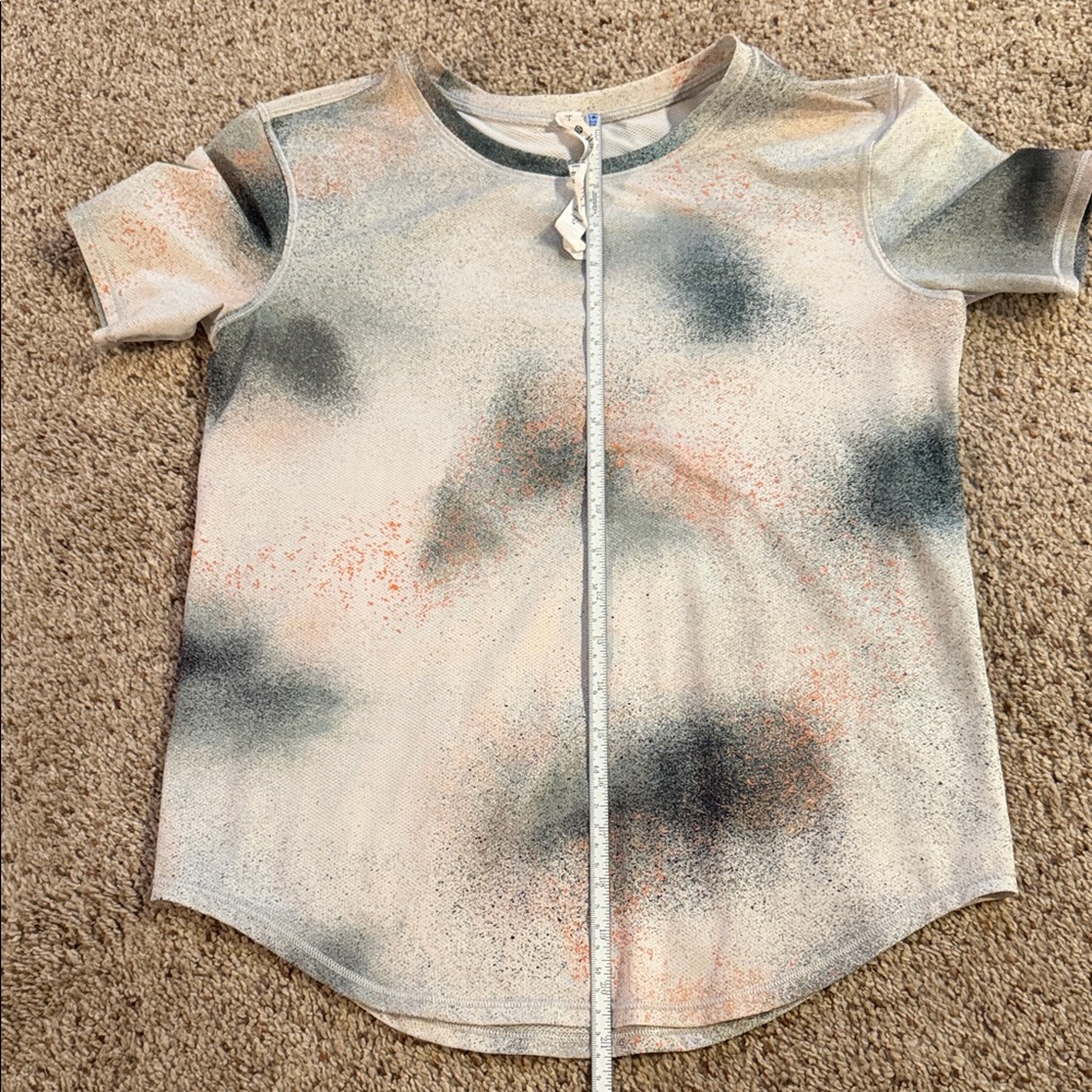 lululemon athletica Multicolor Short Sleeve Tee - Picture 5 of 8
